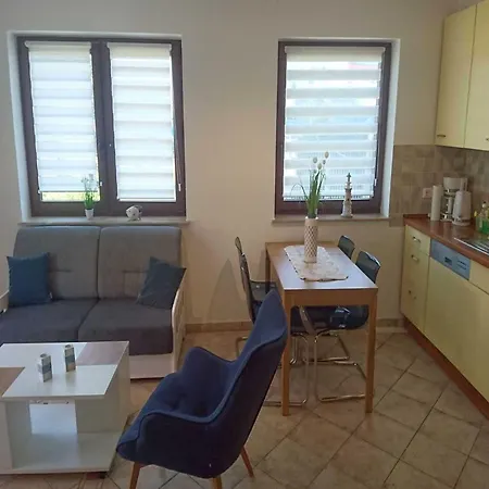 Haus Warnowblick Objekt 36737 아파트 로스토크